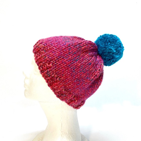 NWT HandKnit Chunky Ladies Pink & Teal Beanie Hat w/ Pom Pom One Size Fits Most - Picture 7 of 8